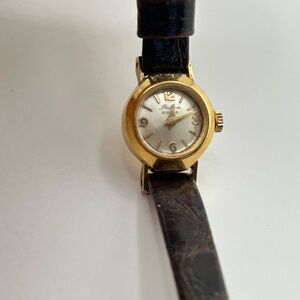 18k Solid Yellow Gold Vintage Watch #06 Running 9grams